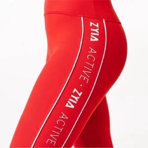 Zyia Light n Tight Leggings 8-10
